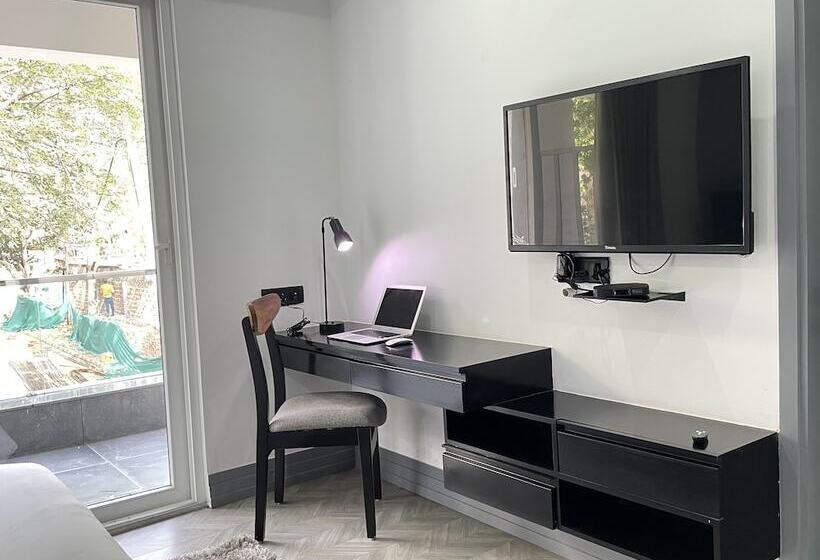 Bedchambers Serviced Apartment Mg Road