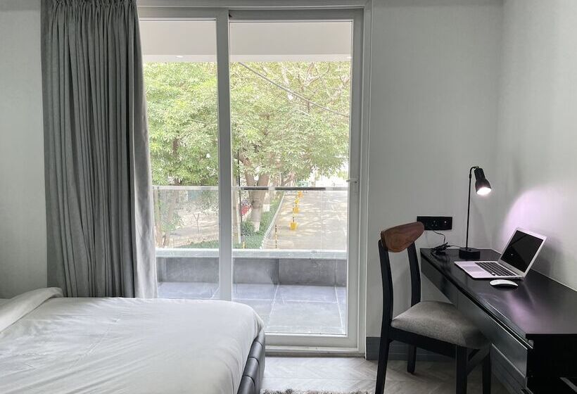 Bedchambers Serviced Apartment Mg Road