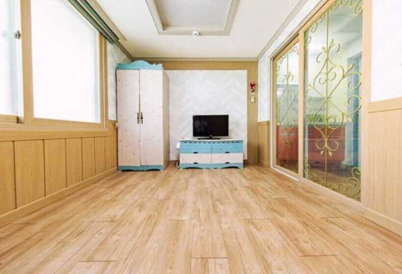 Boryeong High Pension