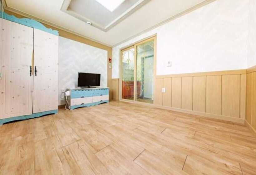 Boryeong High Pension