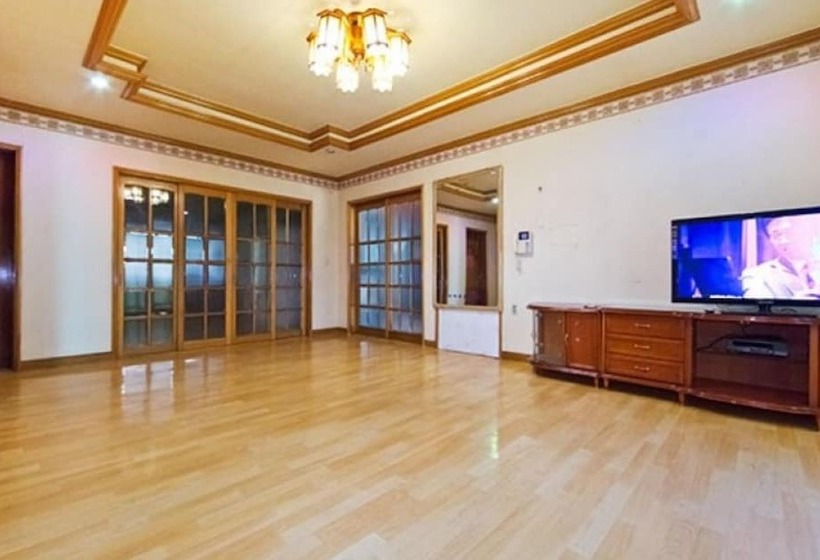 Boryeong Moa Pension