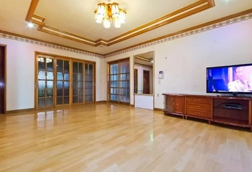 Boryeong Moa Pension