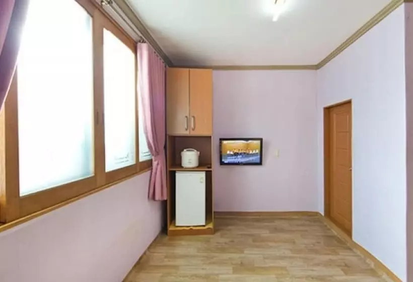 Boryeong Moa Pension