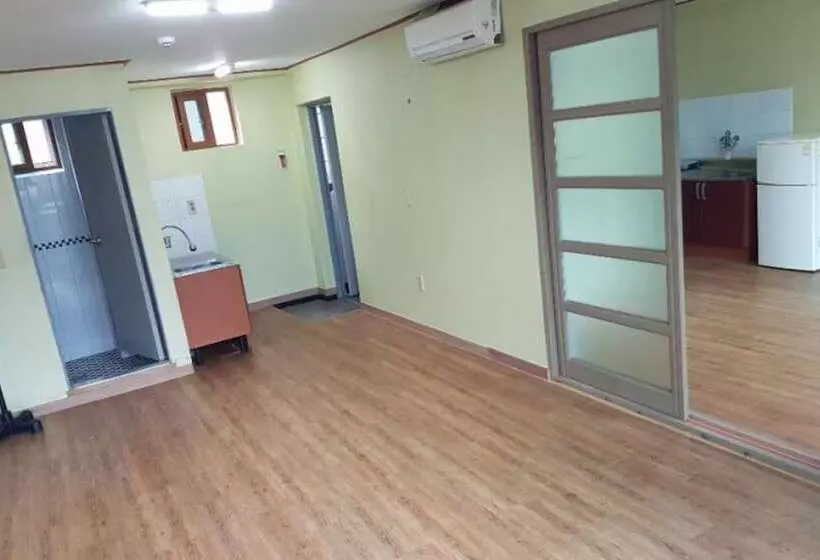 Donghae Sunny Castle Pension