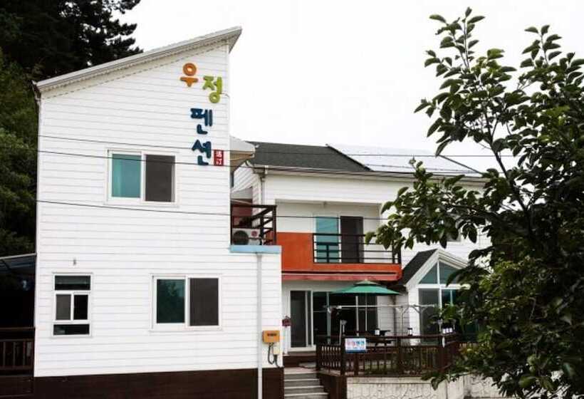 Gangneung Gyeongpo Woojeong Pension