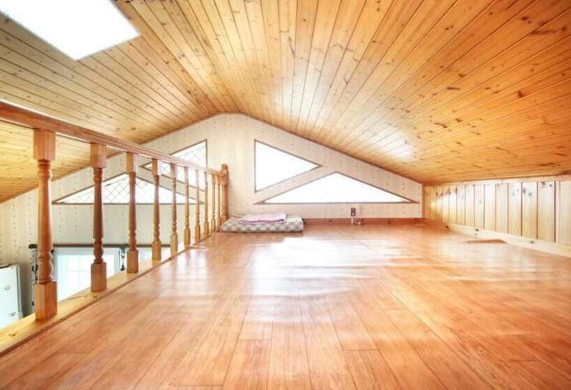 Geojedo Hakdong Mongdol Pension