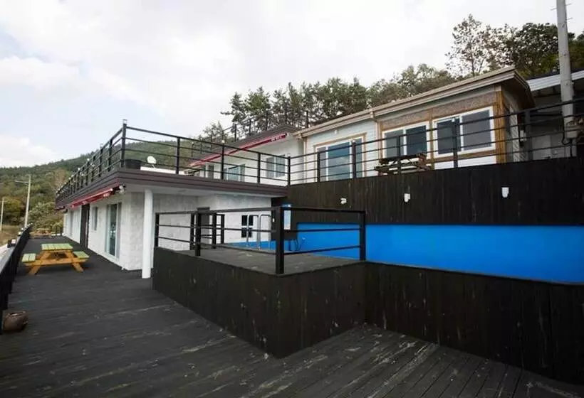 Goheung Sunset House Pension