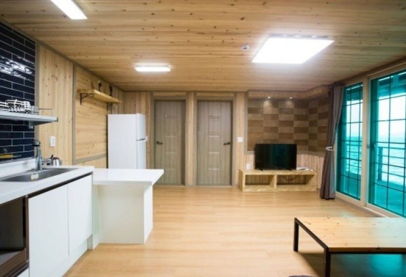 Goheung Sunset House Pension