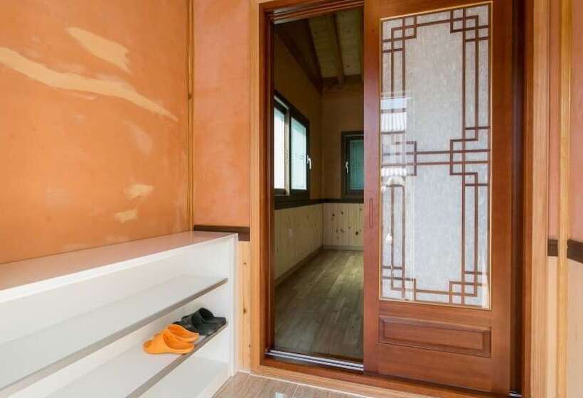 Gyeongju Hanok Kkotjam Pension