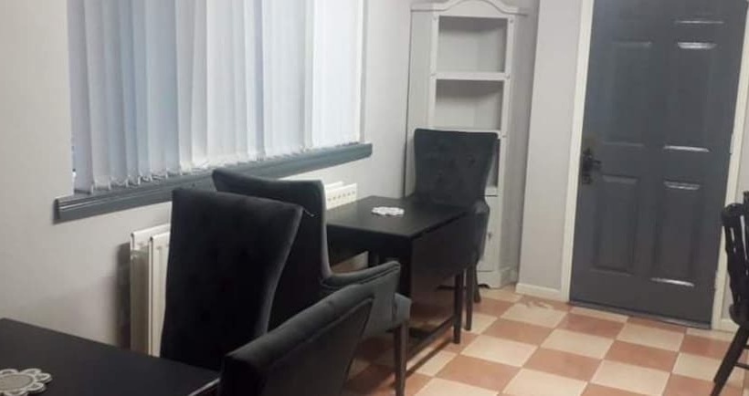 בית מלון כפרי Cavehill Castle