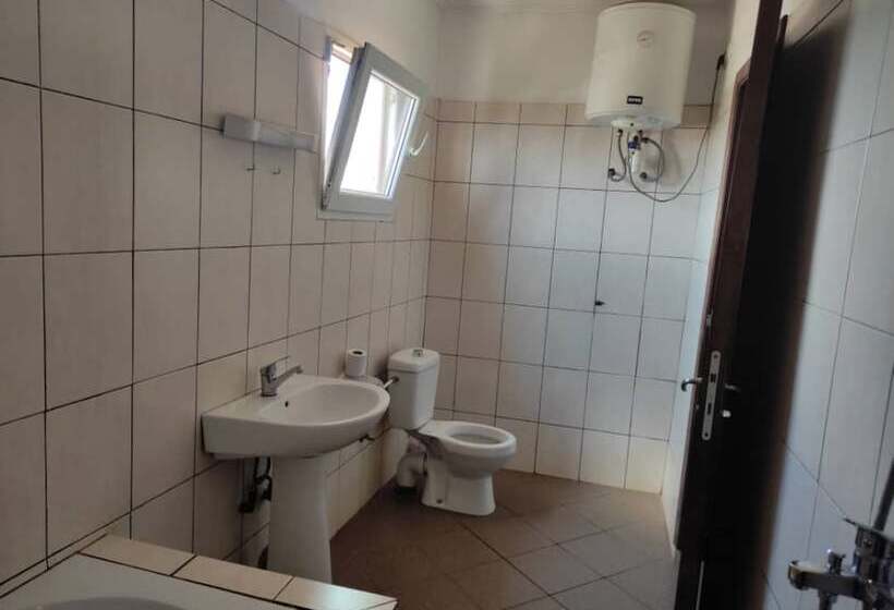 Hotel Emergence Djouda