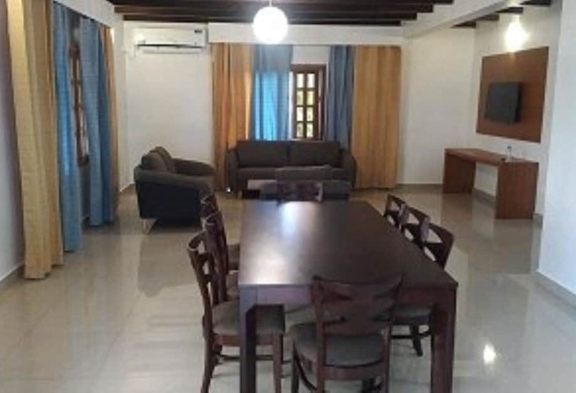 Hotel Emergence Djouda