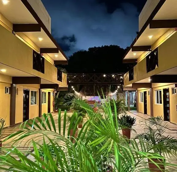 هتل Framfor Inn