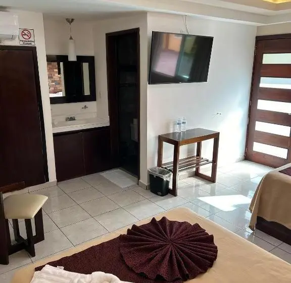 هتل Framfor Inn