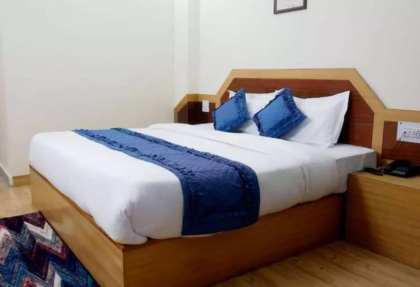 ホテル Goroomgo New Ambika Mall Road Manali