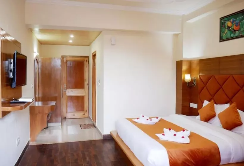 ホテル Goroomgo New Ambika Mall Road Manali