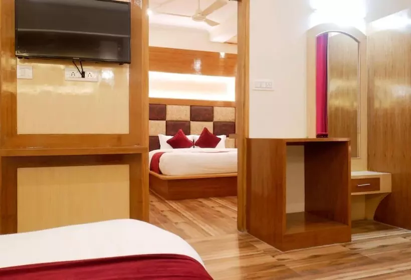 ホテル Goroomgo New Ambika Mall Road Manali