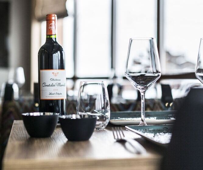 هتل And Residence Le Taos