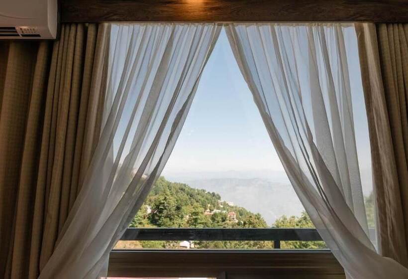 هتل The Opulent Resort & Conference