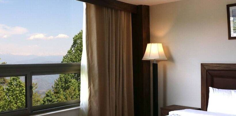 هتل The Opulent Resort & Conference