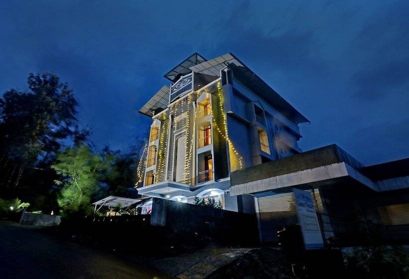 ホテル Treebo Trend White House Resort