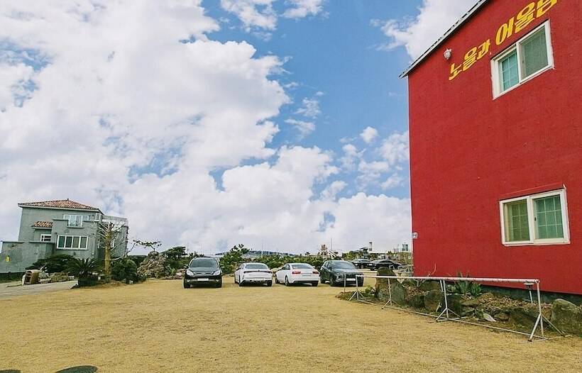 Jeju Kids And Dolphin Pension