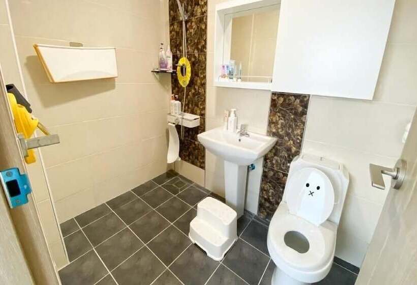 Jeju Kids And Dolphin Pension