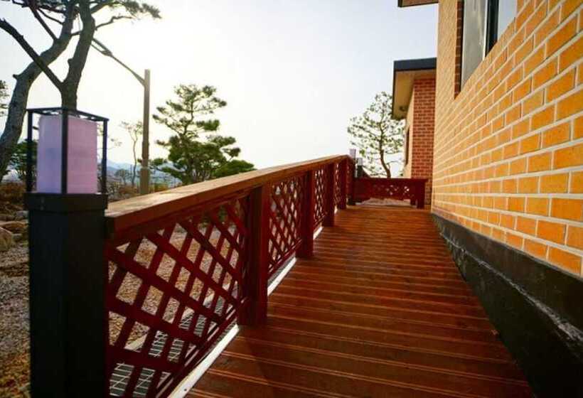 Jeongeup Mimi House Pension