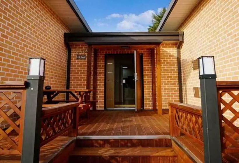 Jeongeup Mimi House Pension