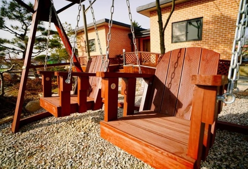 Jeongeup Mimi House Pension