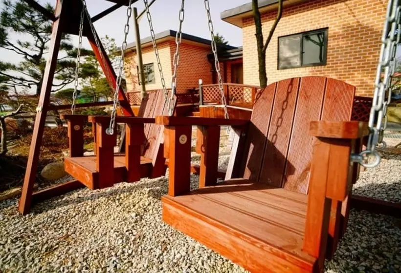 Jeongeup Mimi House Pension