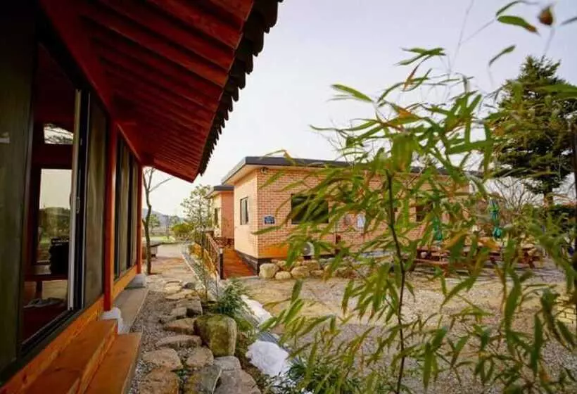 Jeongeup Mimi House Pension