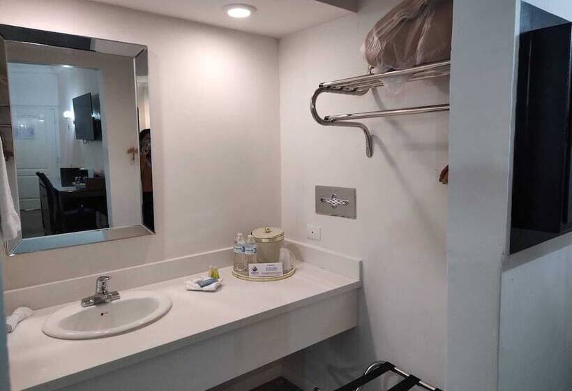 Los Cedros Hotel Inn Chihuahua