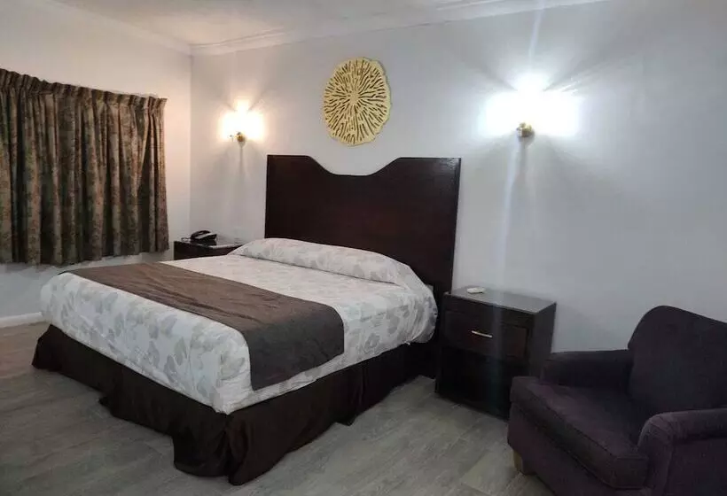 Los Cedros Hotel Inn Chihuahua