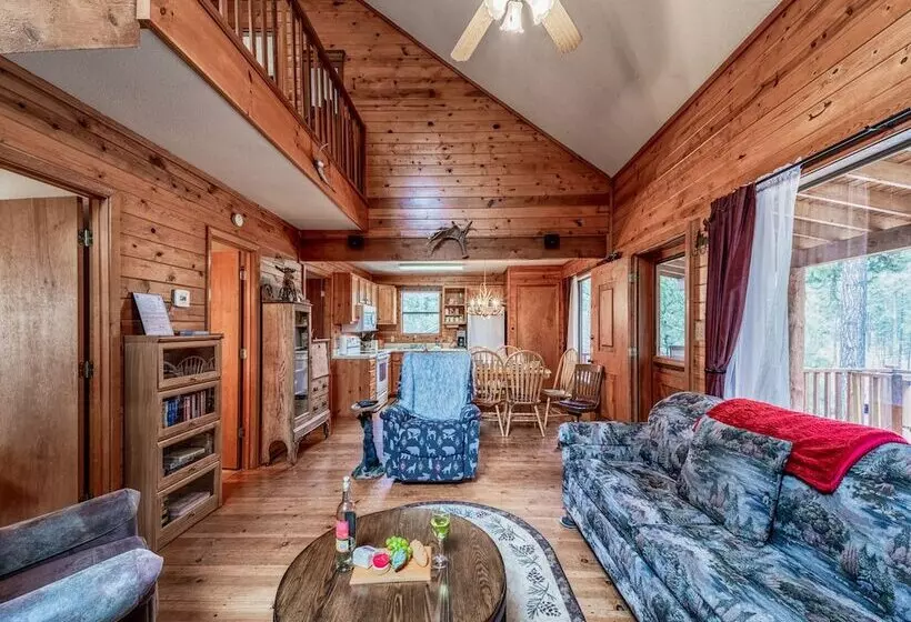 Moose Manor