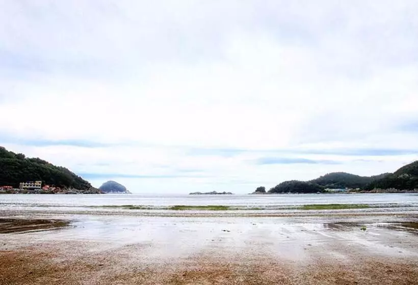 Namhae Iberis Pension