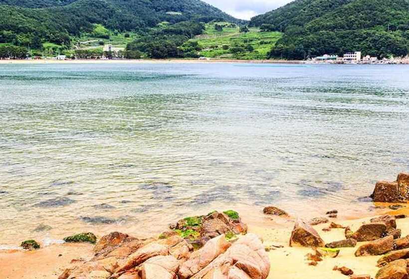 Namhae Iberis Pension