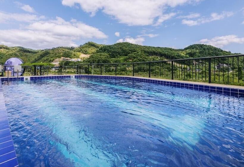 Pensionat Gapyeong Cheongchun Glamping & Caravan