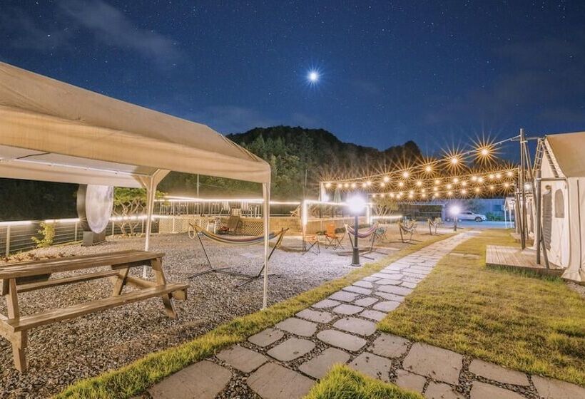 Pensionat Gapyeong Cheongchun Glamping & Caravan