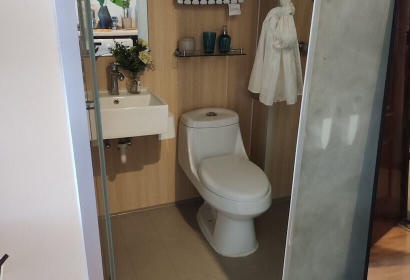 Majatalo Let Splay Minsu