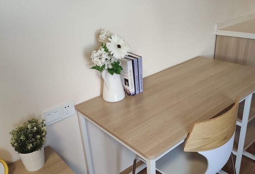 Majatalo Let Splay Minsu