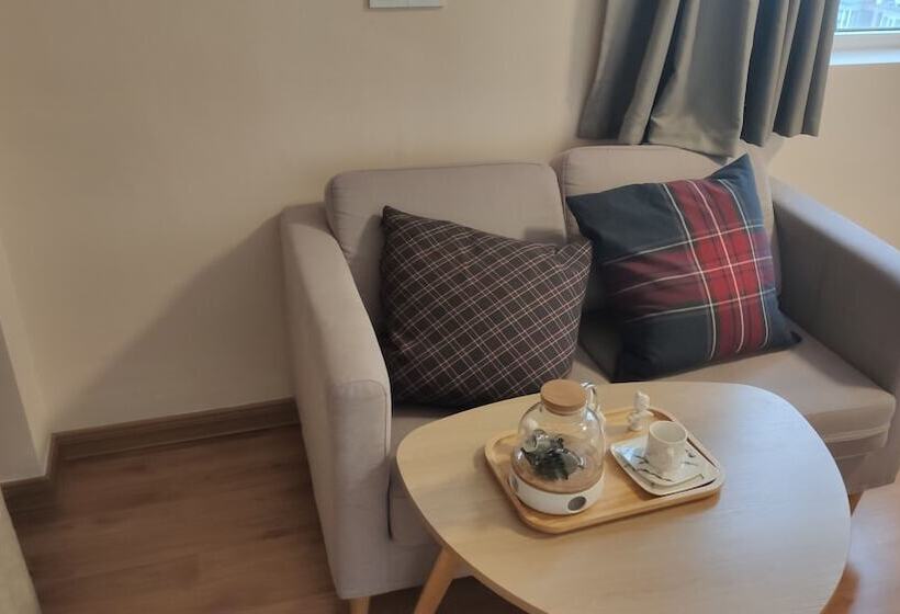 Majatalo Let Splay Minsu