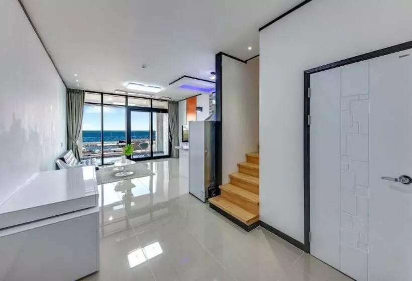 Pohang The East Pool Villa Pension