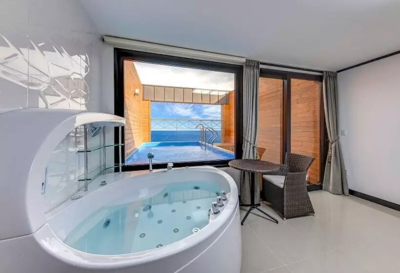 Pohang The East Pool Villa Pension