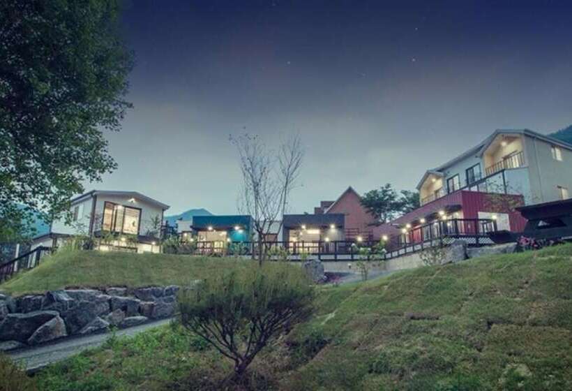 Pocheon La Vie En Rose Pension