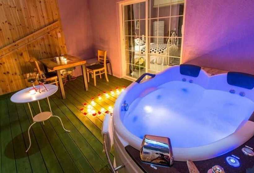 Pocheon La Vie En Rose Pension