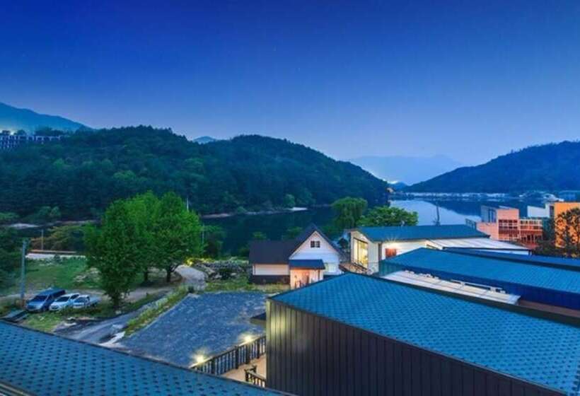 Pocheon La Vie En Rose Pension