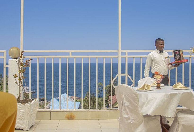 استراحتگاه La Joie Plazza