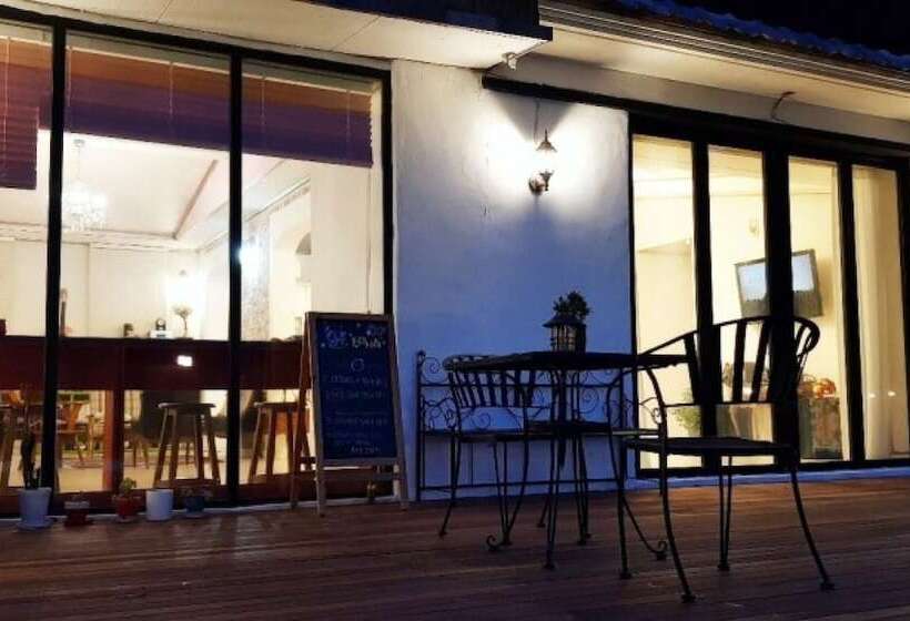 Yeosu Into The Clouds Pension