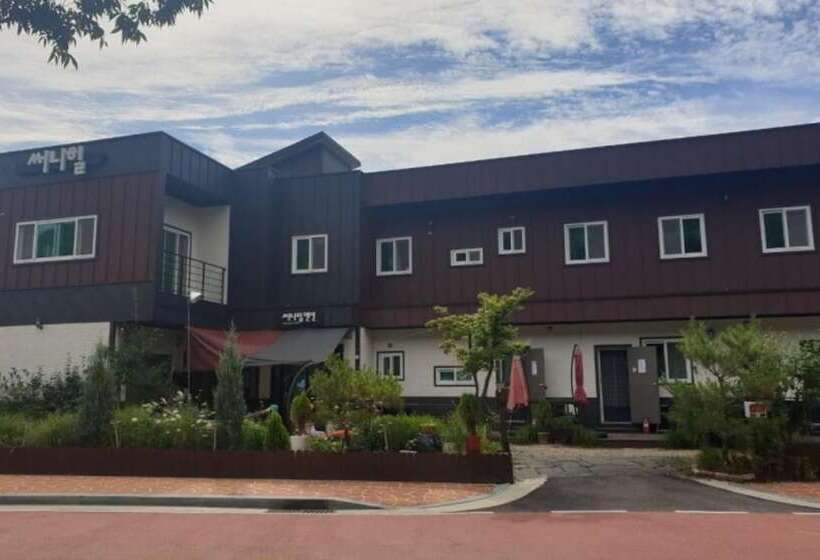 Boeun Songnisan Sunny Hill Pension